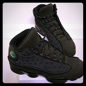 Air Jordan 13 Retro "Black Cat"